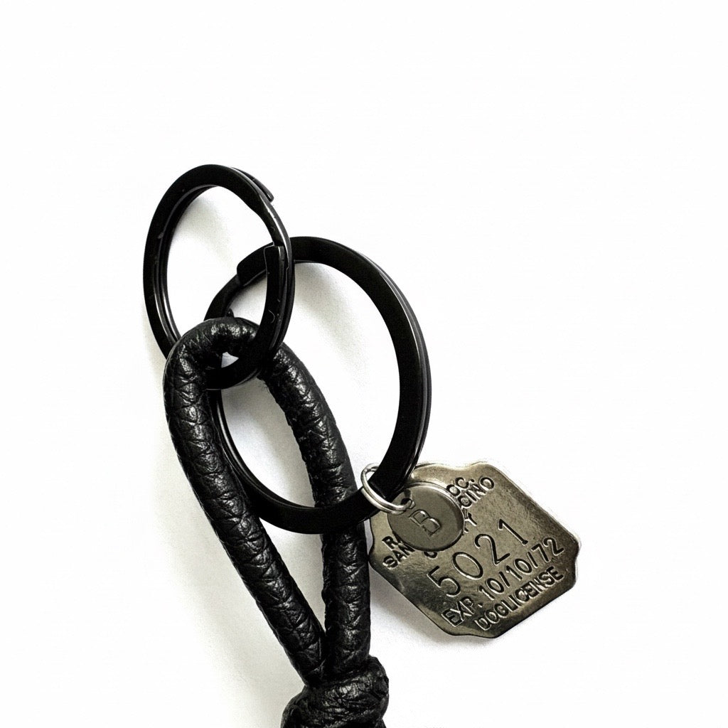 Noir Knot Keychain